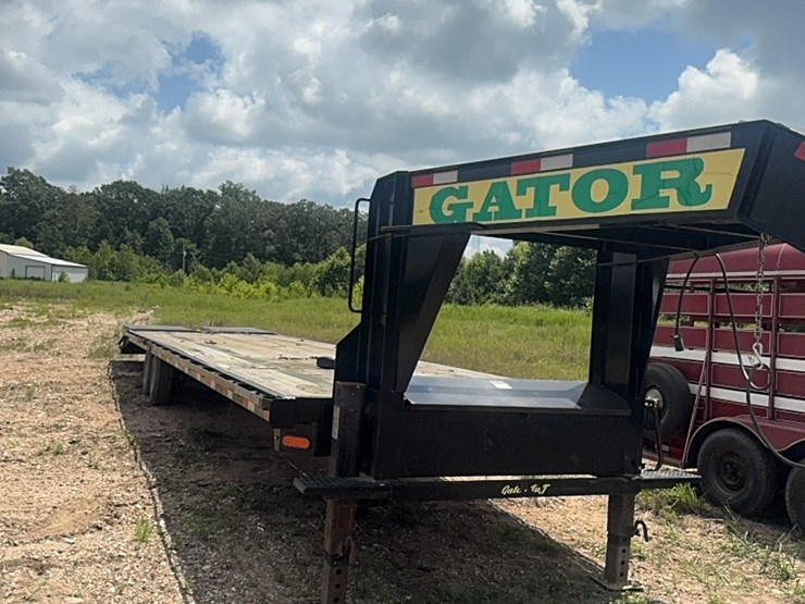 2021-gator-30+5-foot-image-2