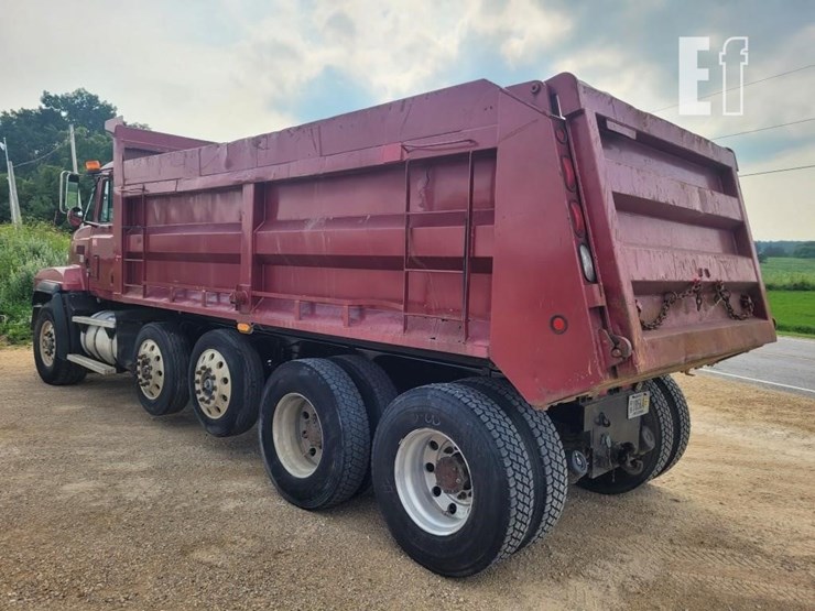 1999-mack-cl713-image-7