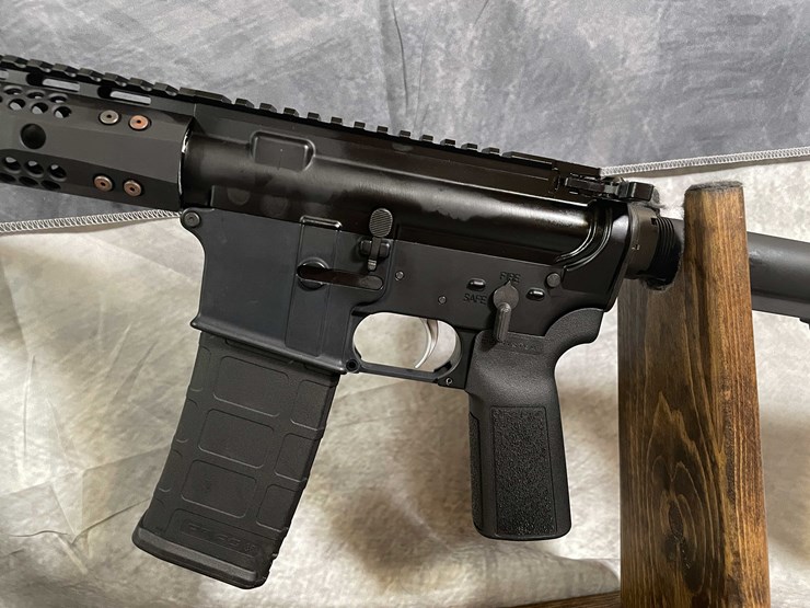 #4451-•-watchtower-firearms-type-15m-5.56-nato-semi-auto-rifle,-sn:-t15mwt02445-image-24