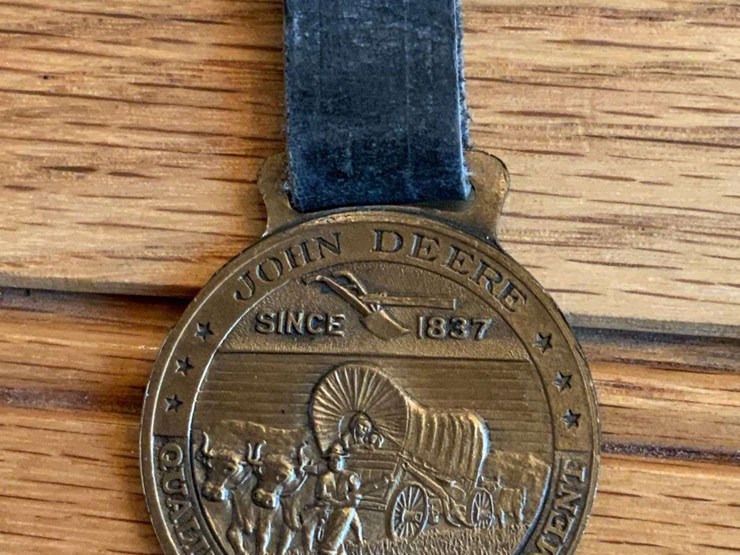 (3)-john-deere-watch-fobs-image-9