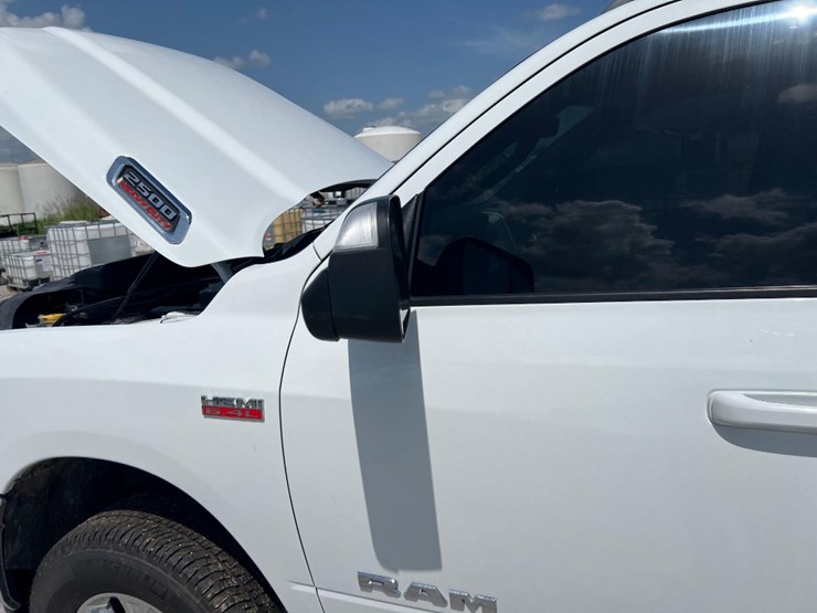 2022-dodge-2500-image-51