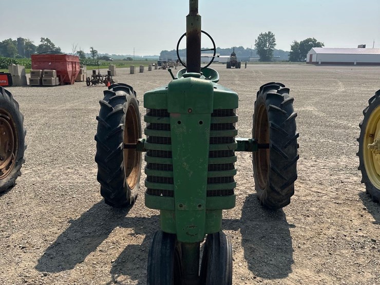 john-deere-h-image-2