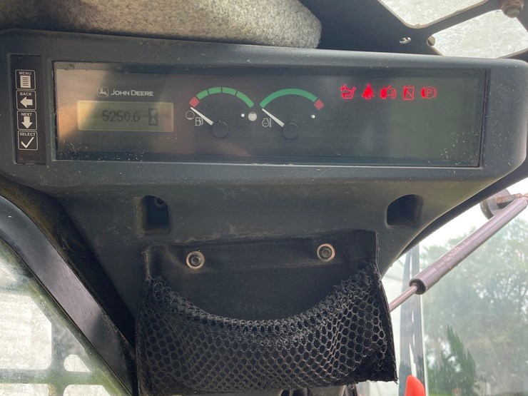 2019-deere-318g-image-45