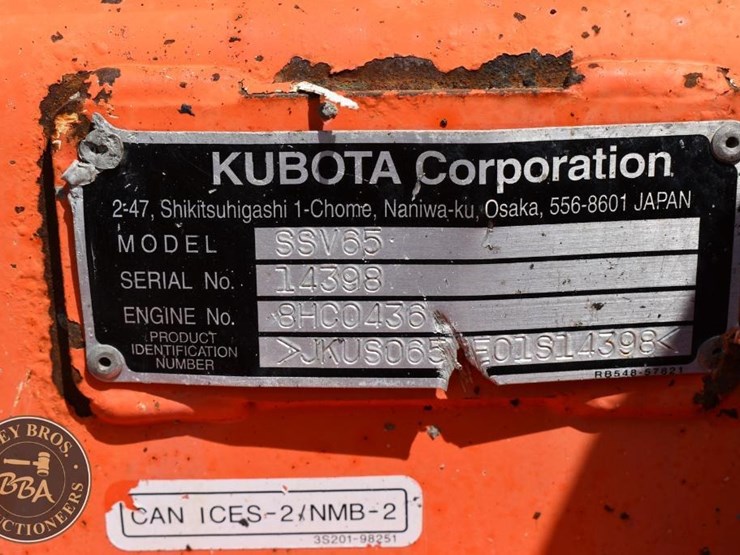 2017-kubota-ssv65-image-10