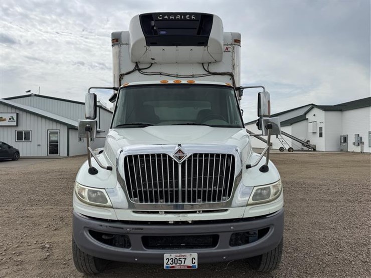2012-international-durastar-4300-image-8