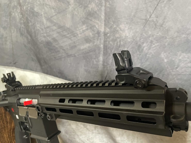 #4457-•-heckler-and-koch-416-(ar-15)-22-lr-semi-auto-rifle,-sn:-hb075574-image-16