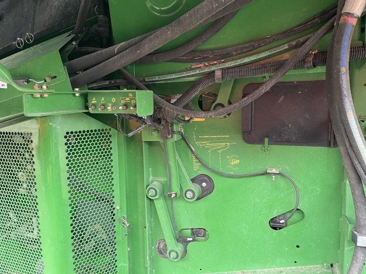 2010-john-deere-2010-image-35