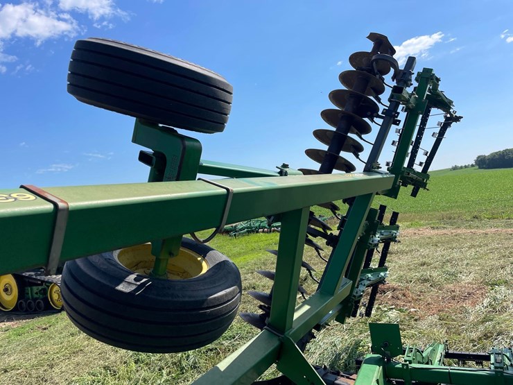 john-deere-637-image-61