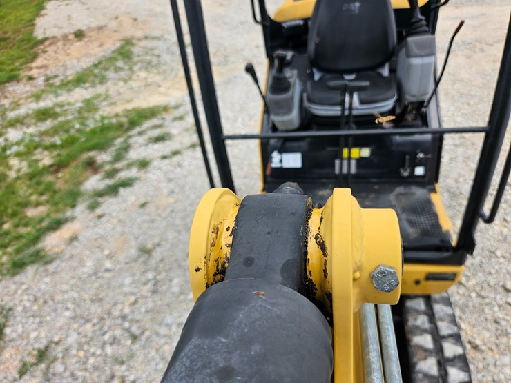 caterpillar-301.7-image-89