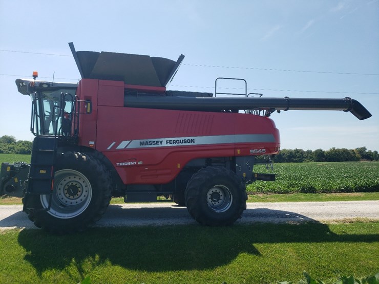 2015-massey-ferguson-9545-image-8