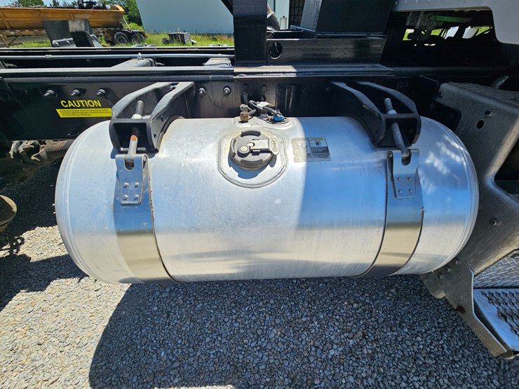 2012-peterbilt-382-image-105