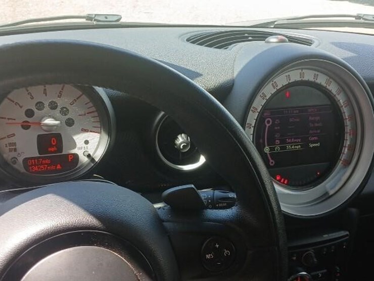 2013-mini-clubman-runs/moves-cooper-s-image-5