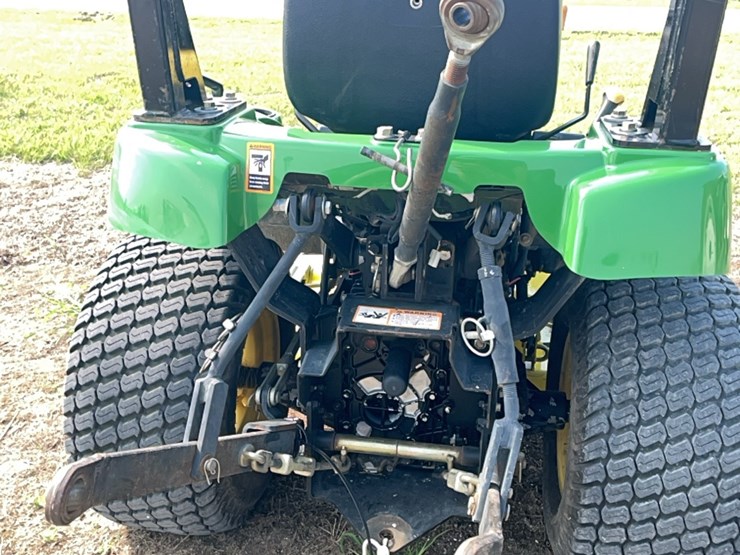 john-deere-2210-image-6