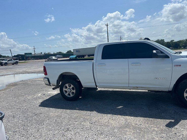 2022-dodge-2500-image-5