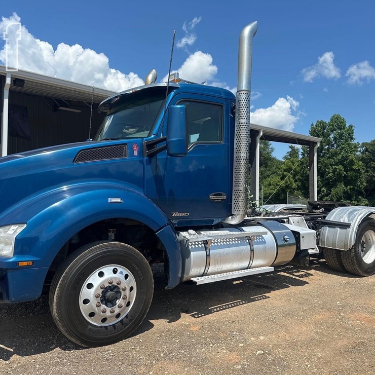 2018 KENWORTH T880