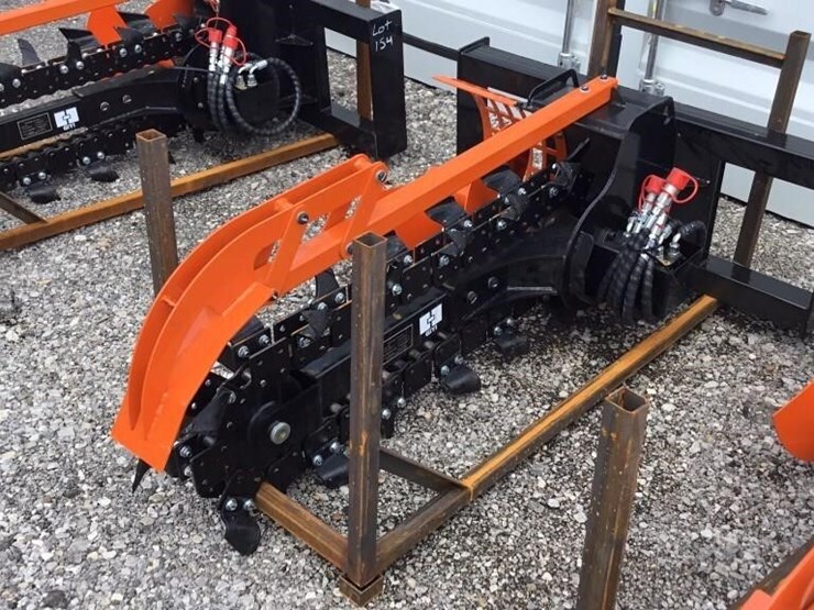 new-giyi-skid-steer-trencher-image-1