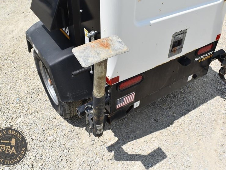 2019-allmand-bros-night-lite-v-series-image-25