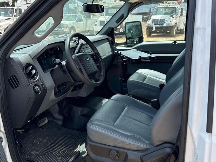 2016-ford-f350-image-13