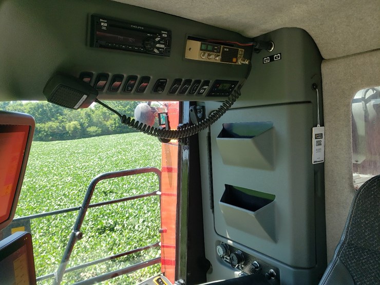 2015-massey-ferguson-9545-image-21