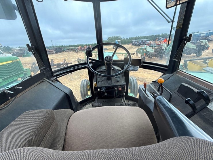 john-deere-4430-image-12