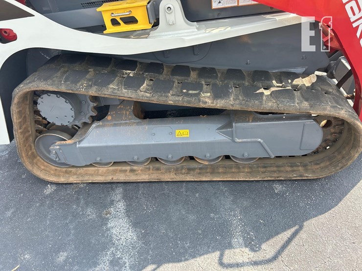 takeuchi-tl12v2-image-14