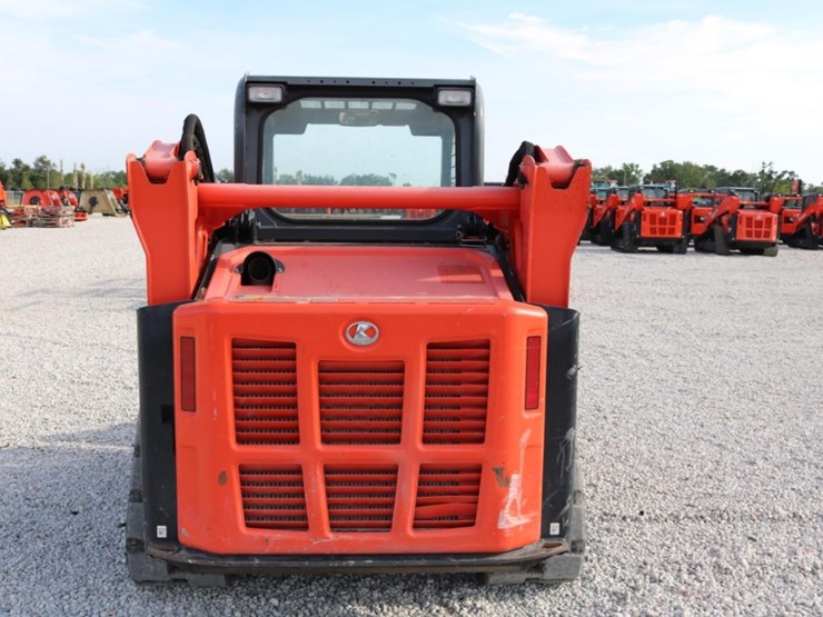 kubota-svl65-2-image-3