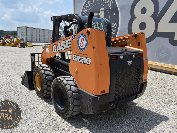 2019-case-sr210-image-10
