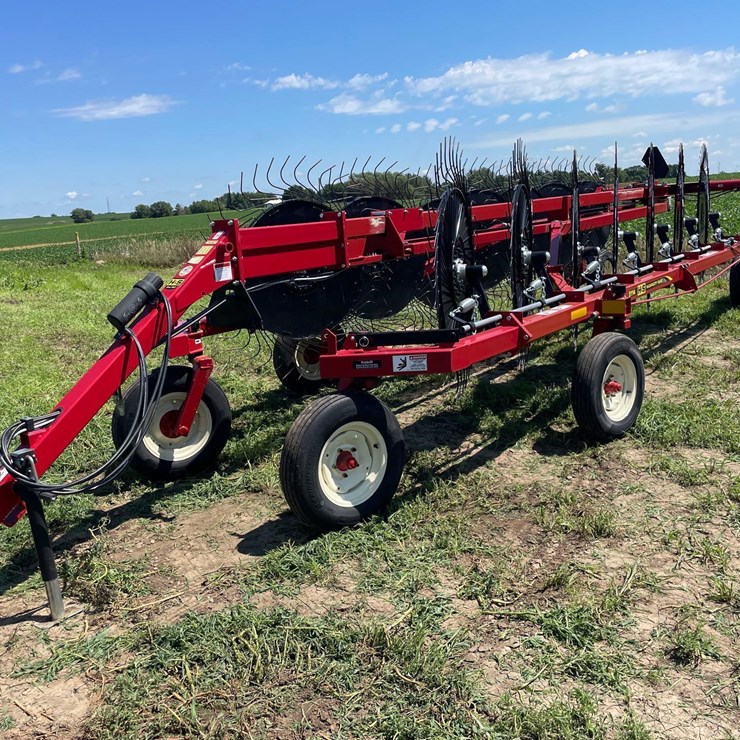 2023 H&S 14 Wheel V Rake-1 Owner
