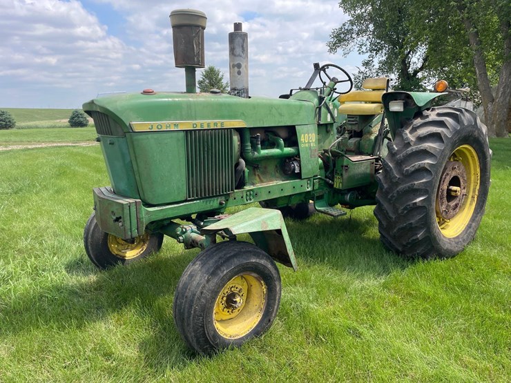 john-deere-4020-image-45