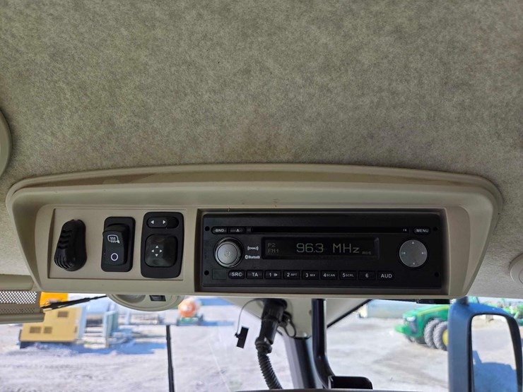 2015-john-deere-s680-image-72