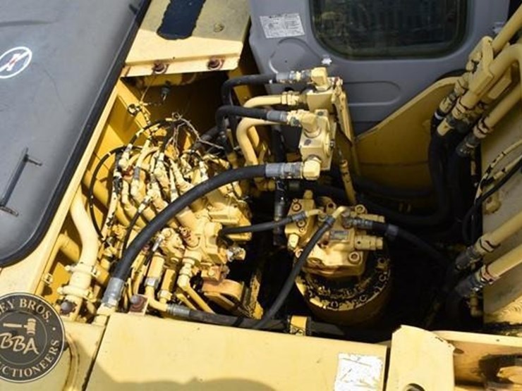 2006-kobelco-sk160-lc-dynamic-acera-image-39
