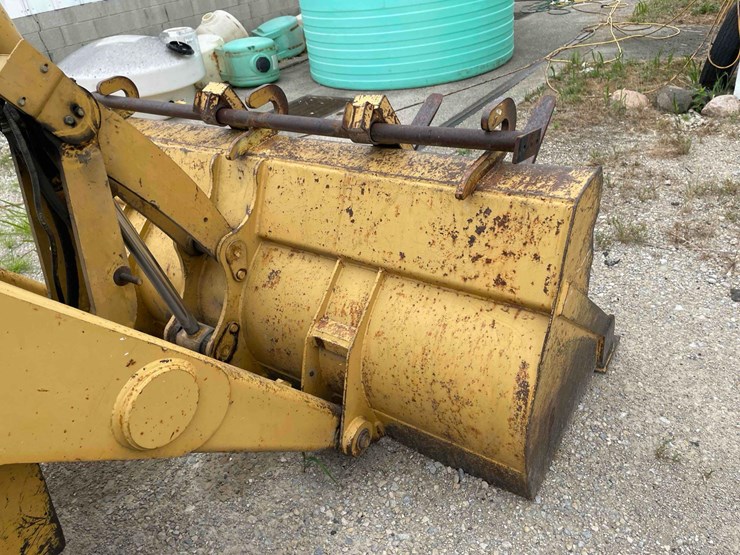caterpillar-416b-image-38