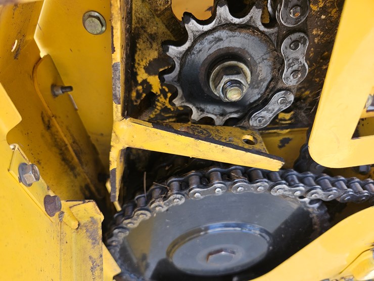 2015-new-holland-460-image-30