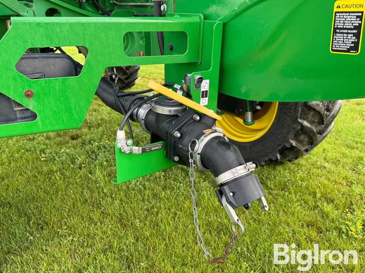 2019-john-deere-r4038-image-11