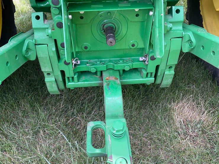 2015-john-deere-6155r-image-9