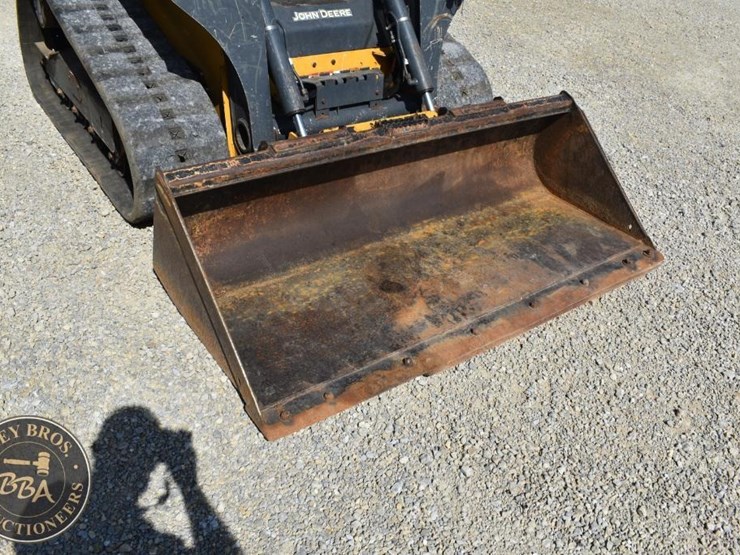 2019-deere-325g-image-28
