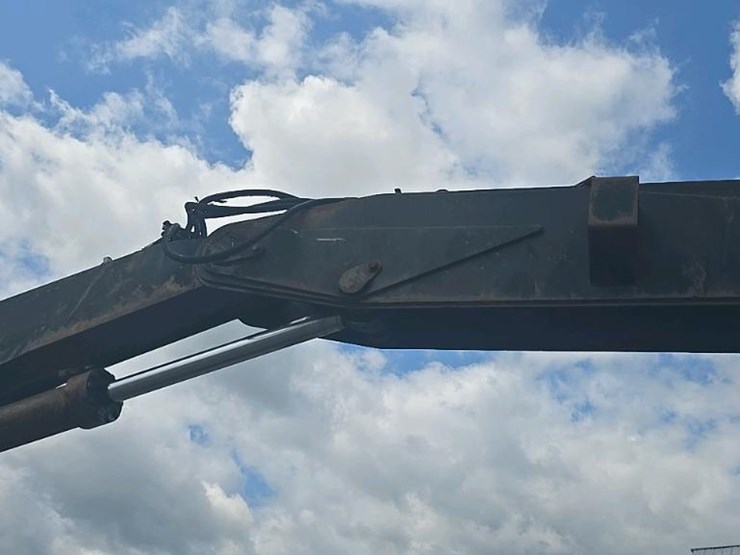 2004-tigercat-240b-image-67