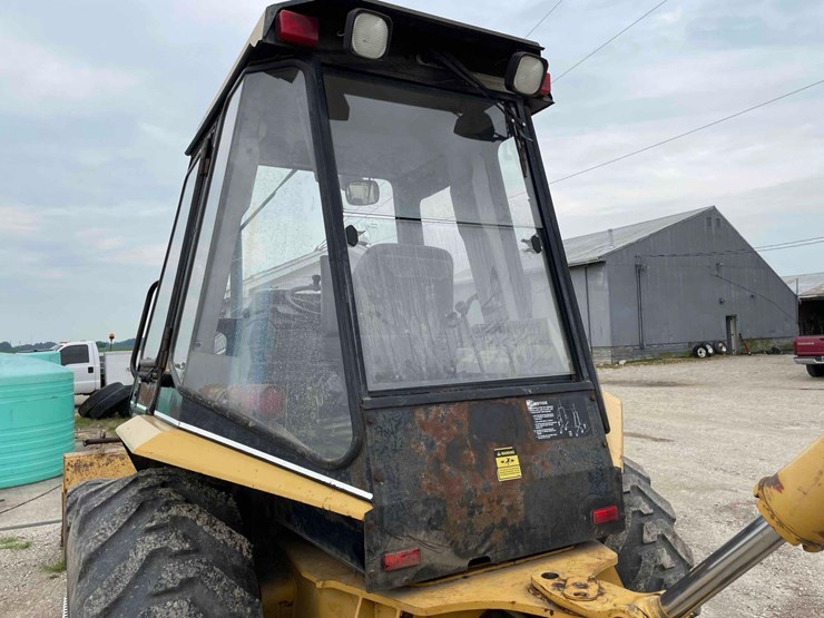 caterpillar-416b-image-17