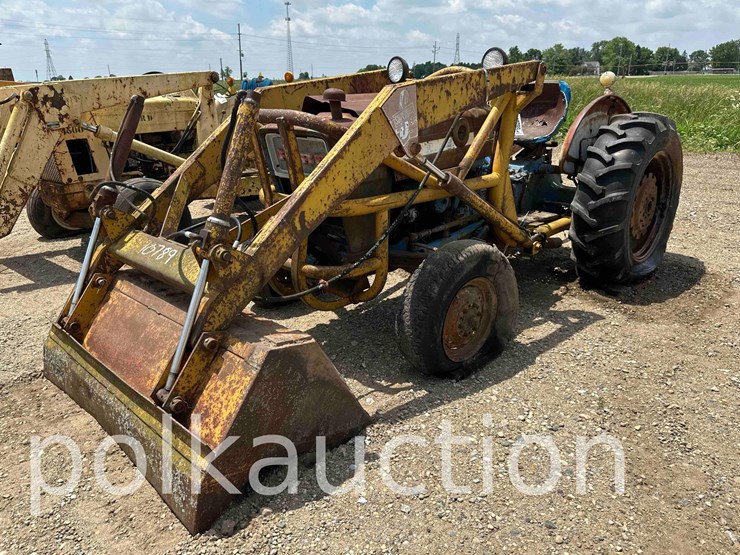 ford-3000-image-3