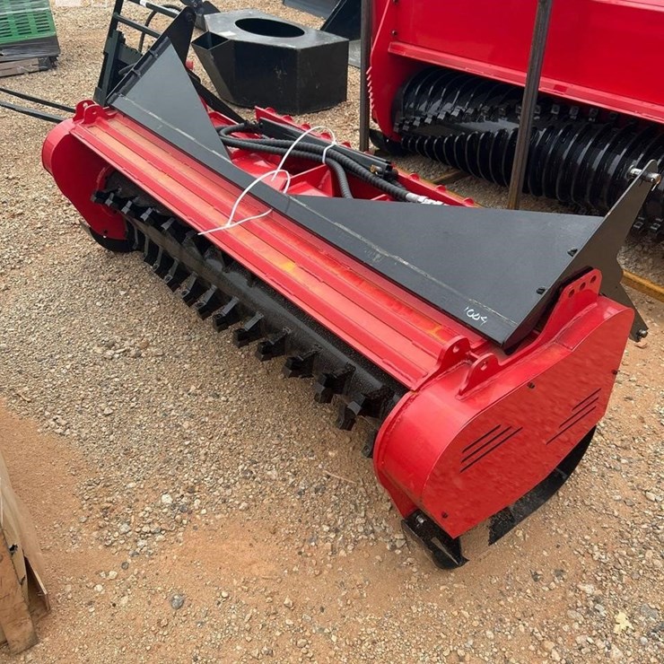 FUTURE FT72 72 INCH SKID STEER DRUM MULCHER ATTACH