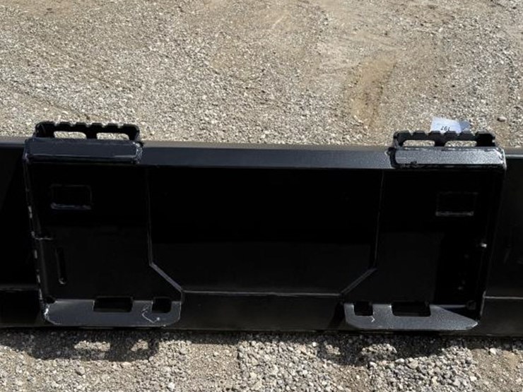 #197-•-standard-skid-steer-bucket---80-in-image-3