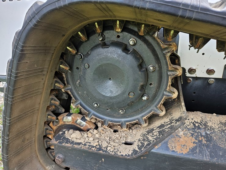 2021-bobcat-t770-image-80
