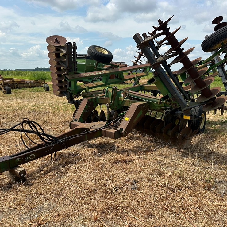 JOHN DEERE 630