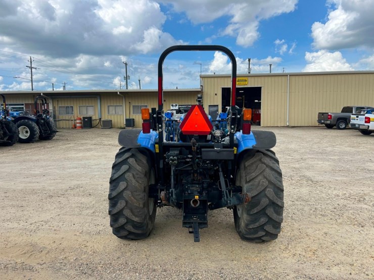 2019-new-holland-workmaster-95-image-6