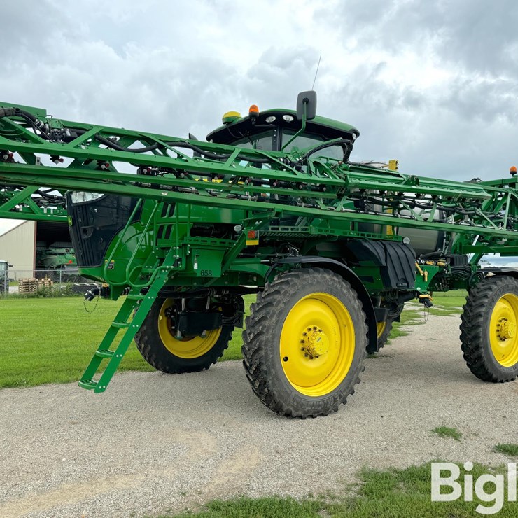 2018 JOHN DEERE R4038