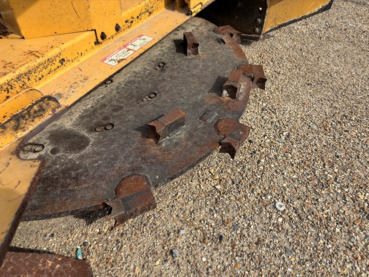#046088-•-2017-60in-diamond-disc-mulcher-image-6