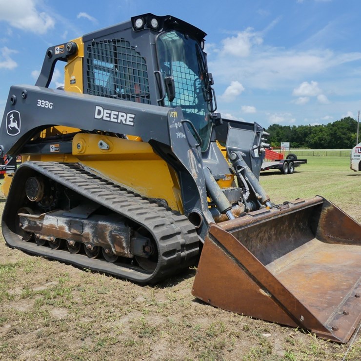 DEERE 333G