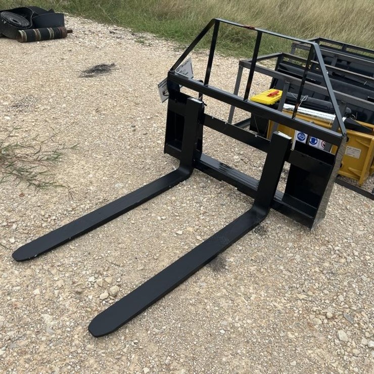 Mower King SS Pallet Forks