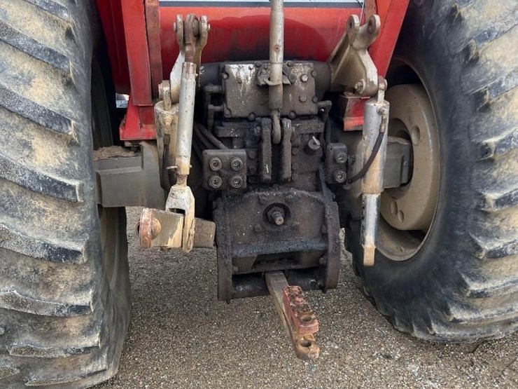 massey-ferguson-2805-image-15