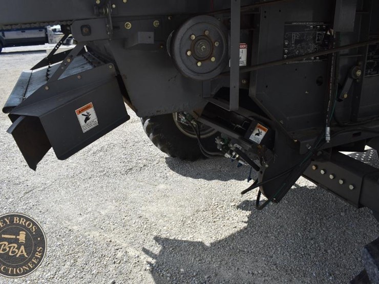 2007-massey-ferguson-9690-image-23